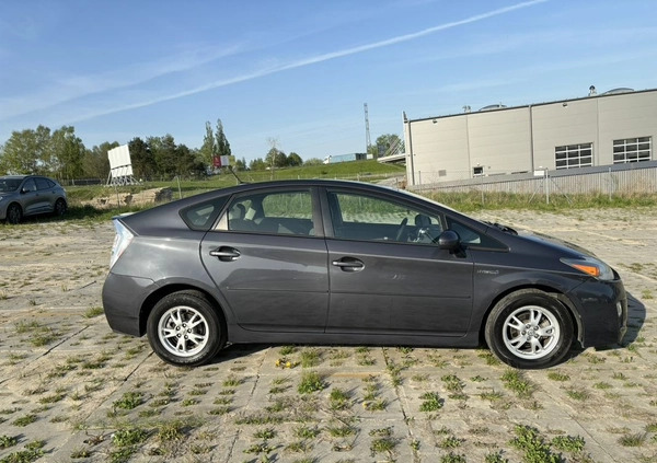 Toyota Prius cena 34000 przebieg: 277500, rok produkcji 2011 z Gdańsk małe 92